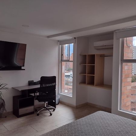 Apartasuites Av Medellin Exterior photo