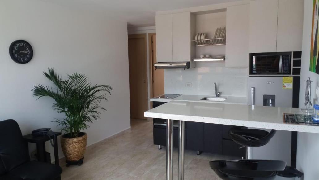 Apartasuites Av Medellin Exterior photo