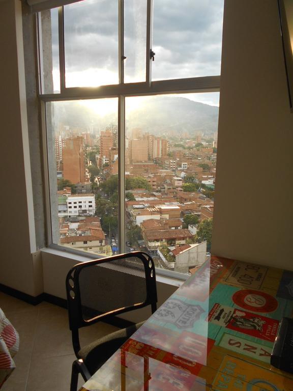 Apartasuites Av Medellin Exterior photo