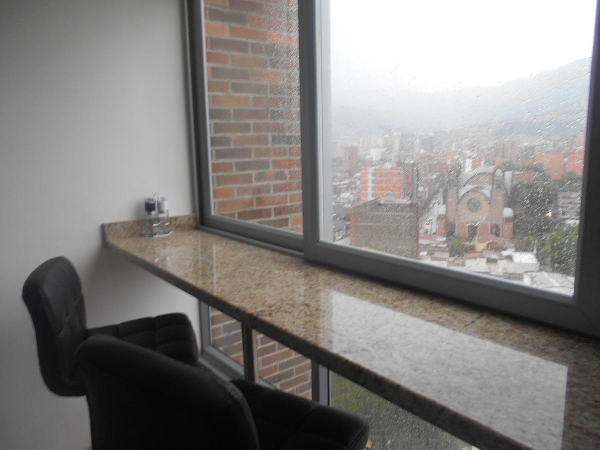 Apartasuites Av Medellin Exterior photo