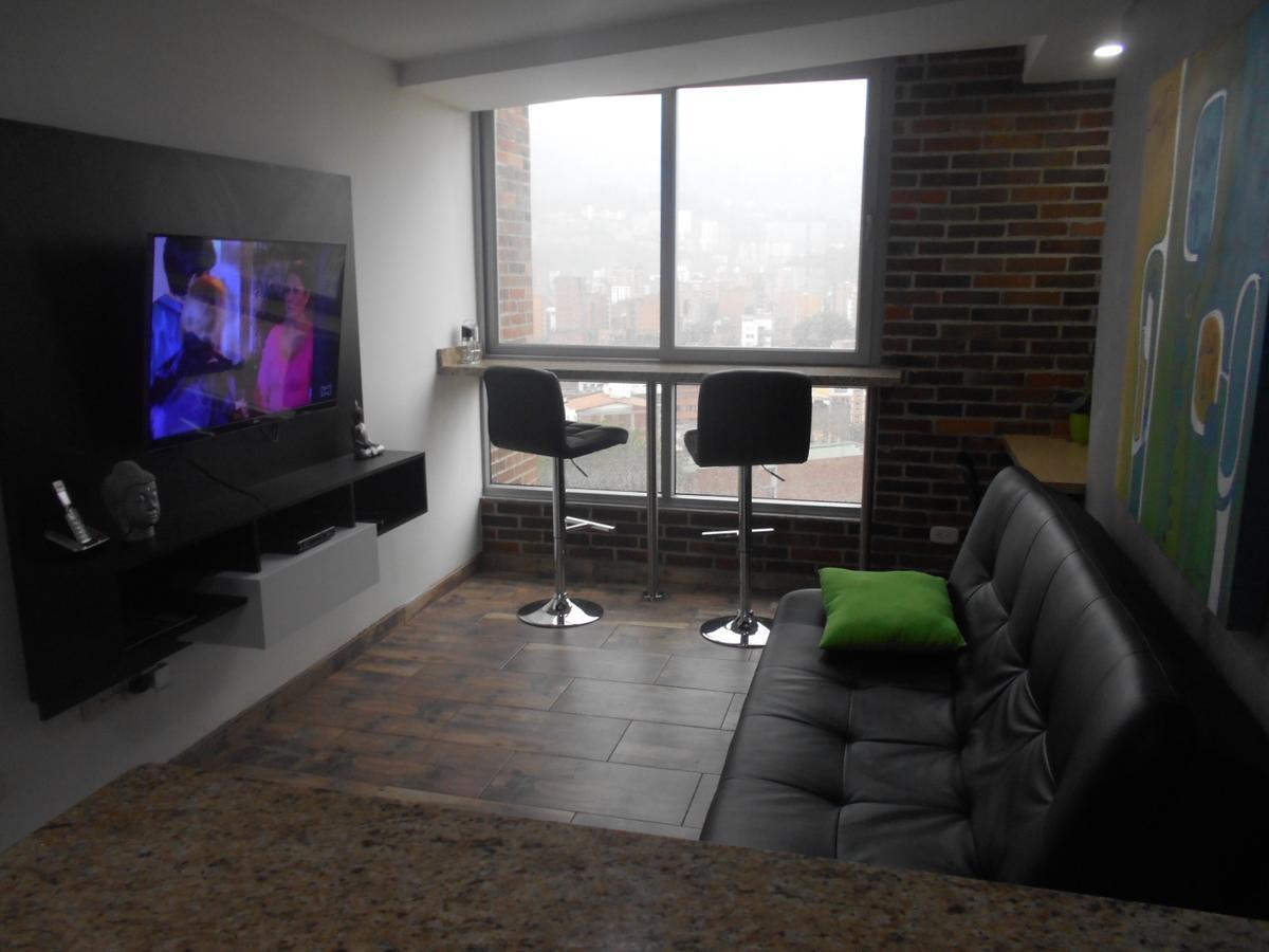 Apartasuites Av Medellin Exterior photo